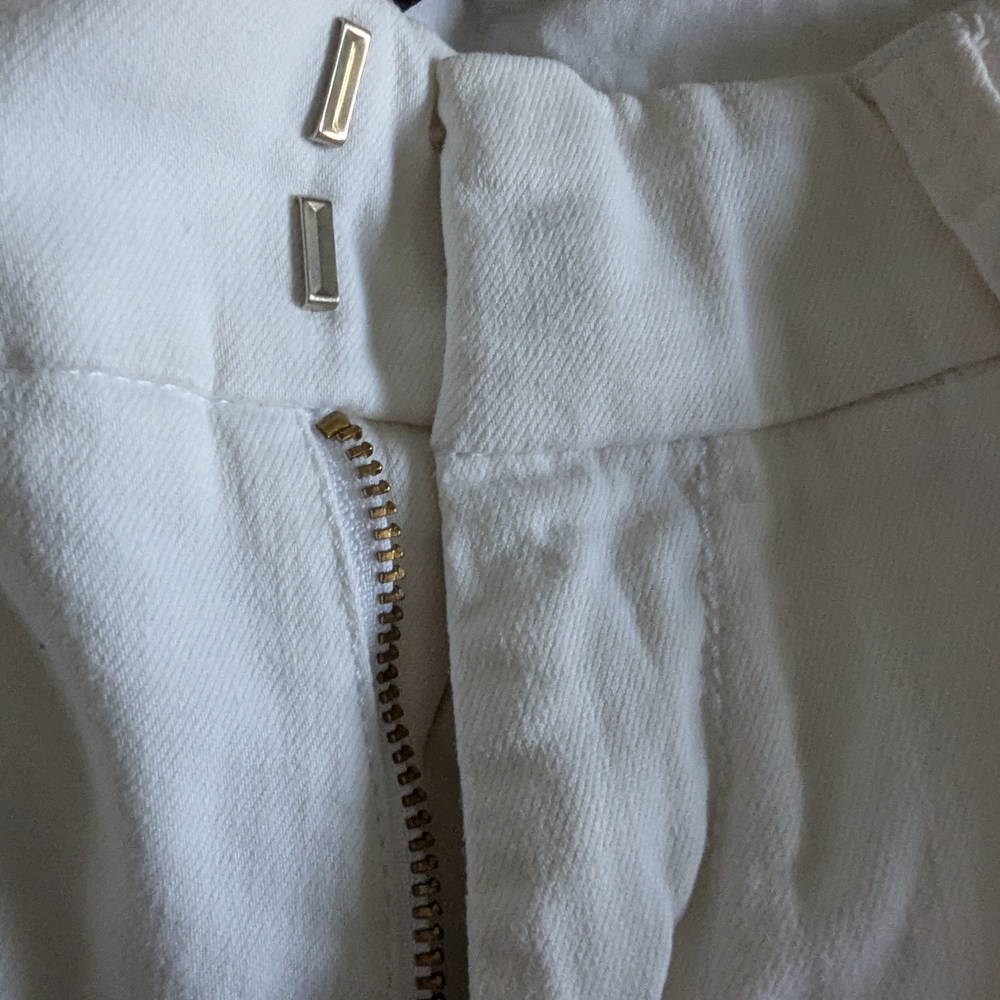 Women's White Shorts - Picture 4 of 6